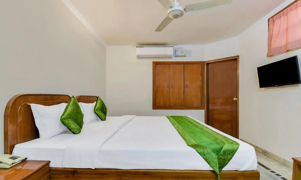 Treebo Trend Saffron Hotel Chandīgarh